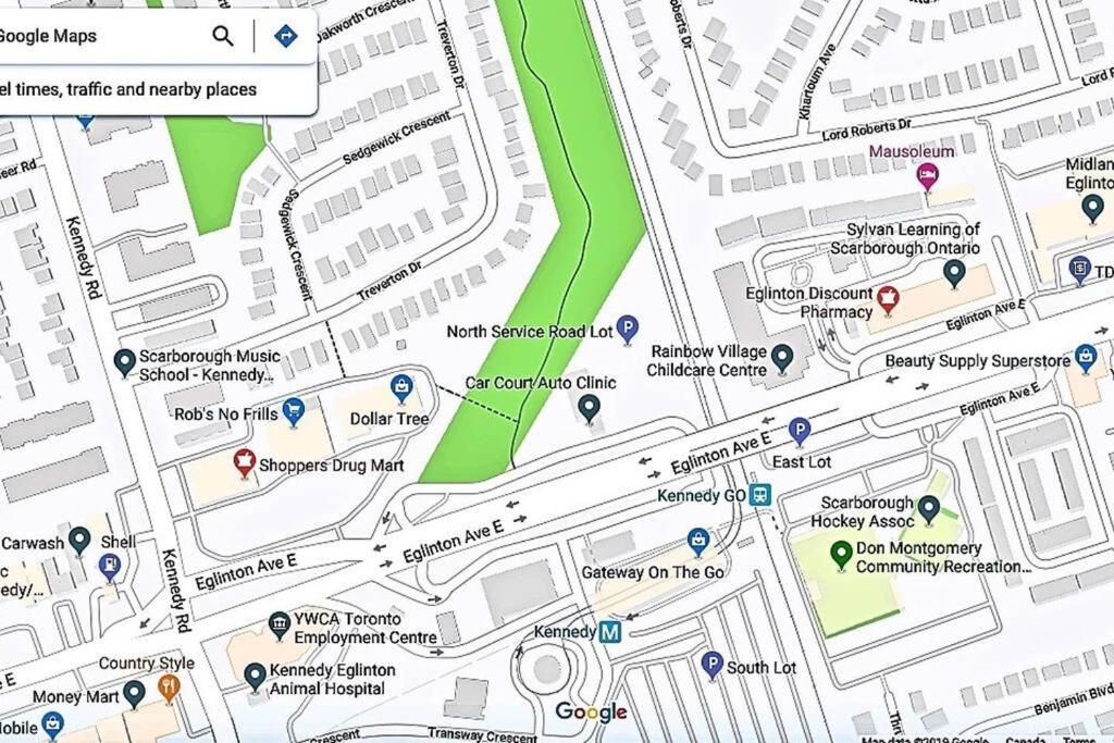 Spacious Mbr Near Kennedy Subway & Go Торонто Екстер'єр фото